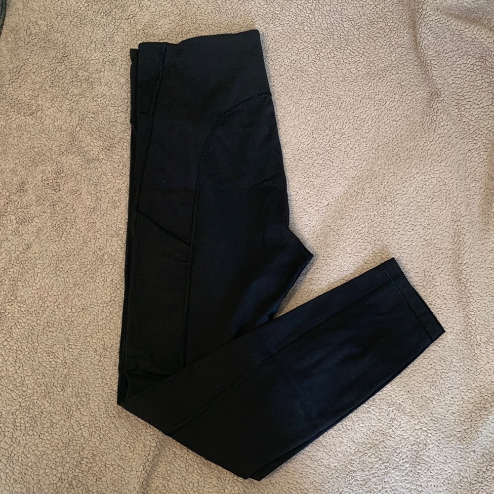 Athleta Ultimate Stash Pocket 7/8 Tight